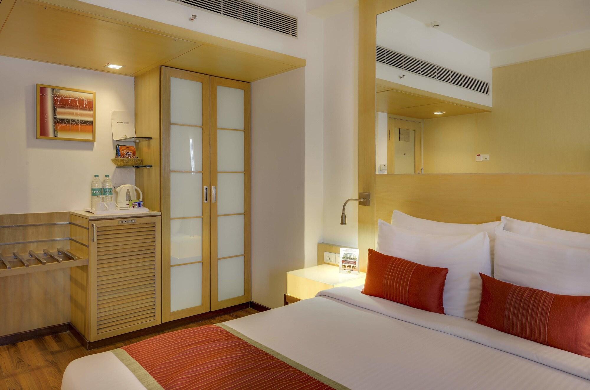 Pride Hotel, Chennai Esterno foto