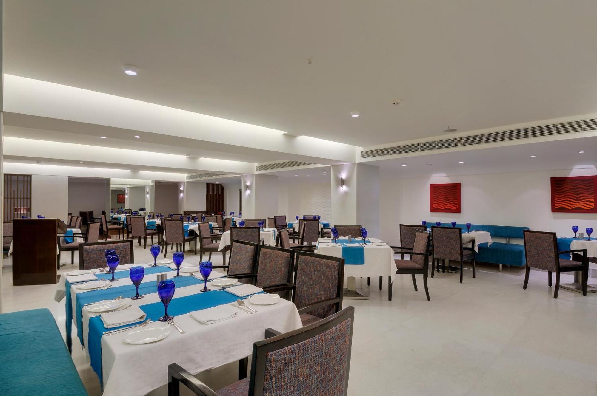 Pride Hotel, Chennai Esterno foto