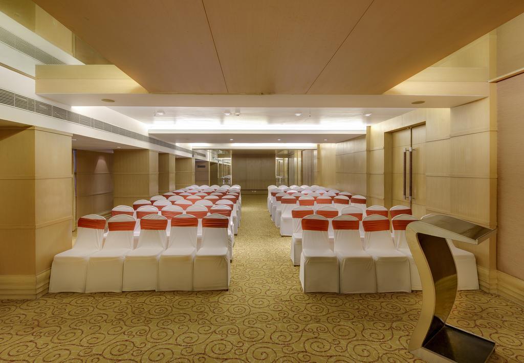 Pride Hotel, Chennai Esterno foto