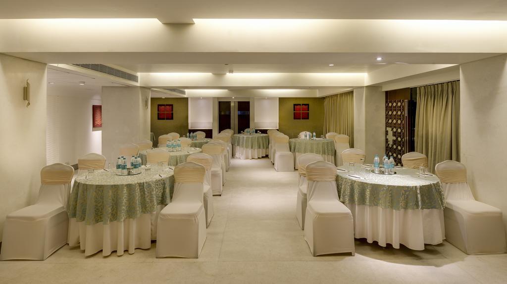 Pride Hotel, Chennai Esterno foto